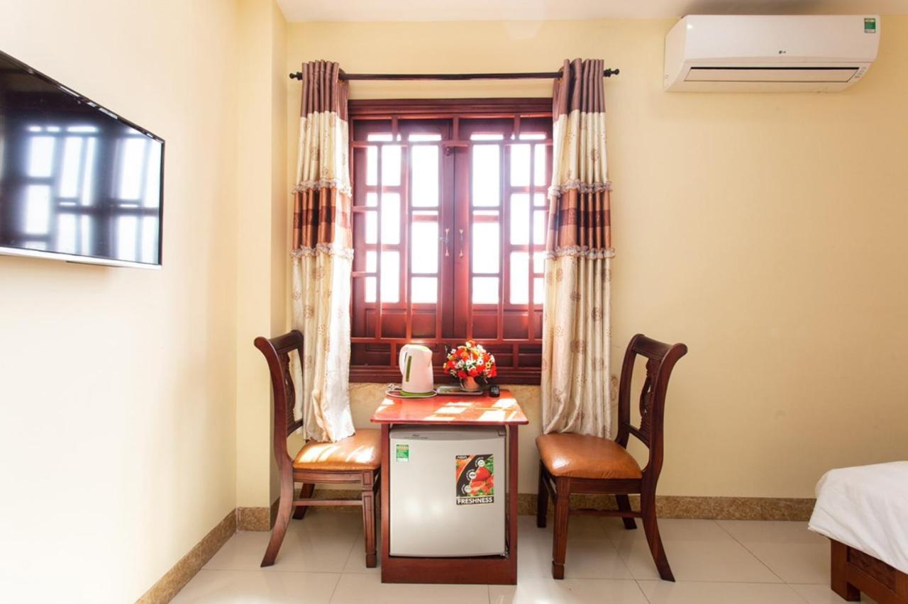 Phuong Hong Hotel Da Nang Exterior photo