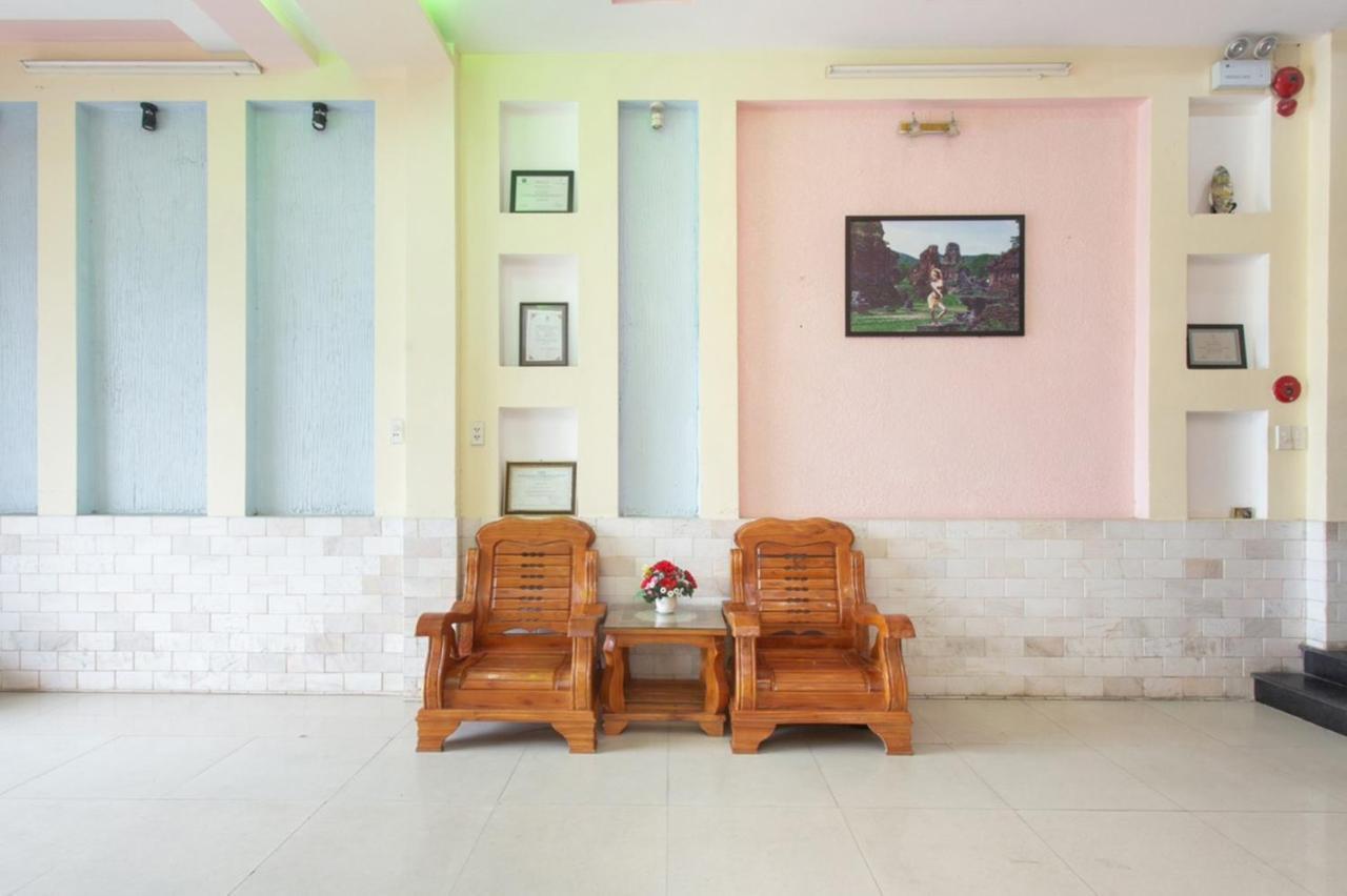Phuong Hong Hotel Da Nang Exterior photo